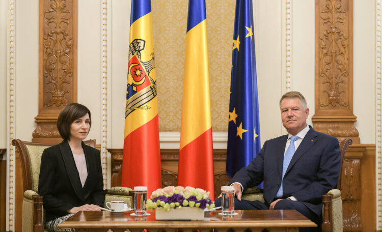 Iohannis Maia Sandu.jpg