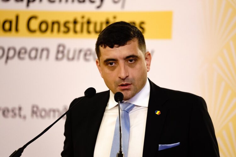 George Simion Congresul Aur Alianta Pentru Unirea Romanilor.jpg