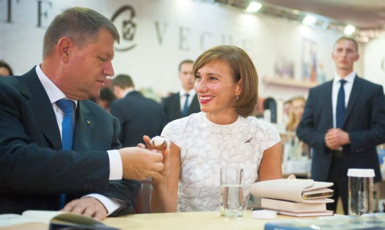 Klaus Si Carmen Iohannis 1.jpg