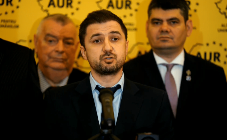 Adi Axinia.png