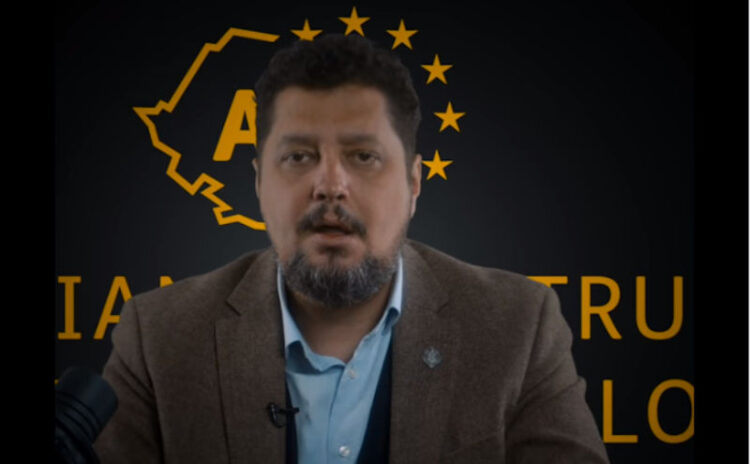 Claudiu Tarziu Tradatorii.jpg