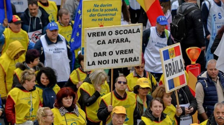 Greva Profesori Protest.jpg