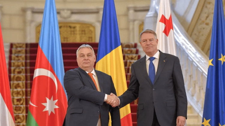 Viktor Orban Klaus Iohannis.png