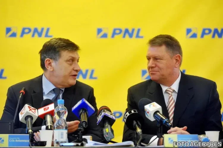 Image 2014 02 7 16564392 41 Crin Antonescu Klaus Iohannis 2.webp.webp