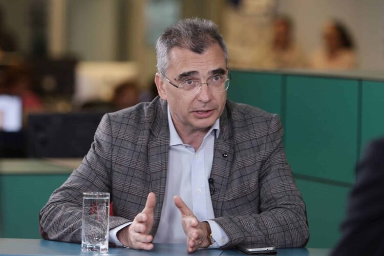 Petrisor Peiu Interviu Scaled.jpg