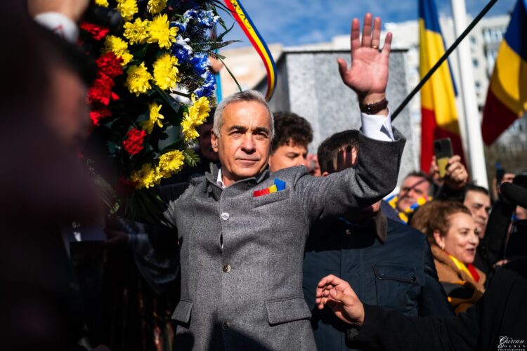Calin Georgescu Protest Oameni.jpg